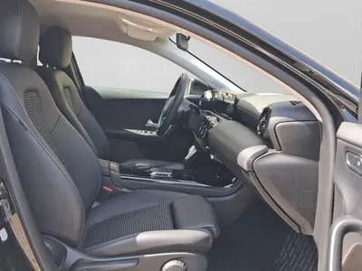 Mercedes-Benz A 180 – Foto 4