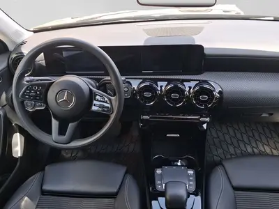 Mercedes-Benz A 180 – Foto 5