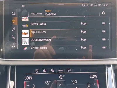 Audi Q8 – Foto 13
