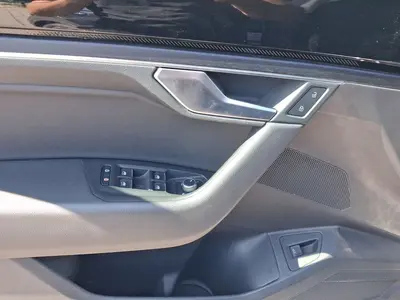 Volkswagen Touareg – Foto 8