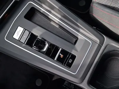 Volkswagen Golf GTI – Foto 11