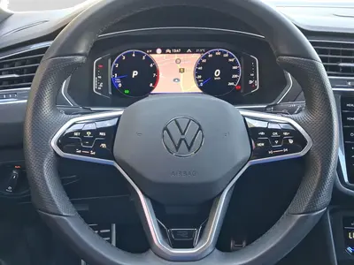 Volkswagen Tiguan Allspace – Foto 9