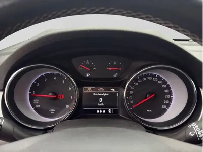 Opel Astra – Foto 10
