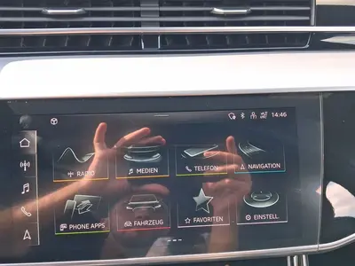 Audi A8 – Foto 13