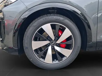 Audi Q6 e-tron – Foto 7