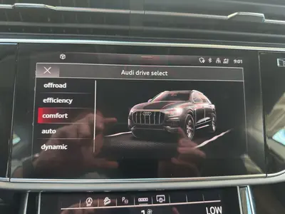 Audi Q8 – Foto 16