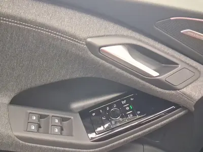 Audi Q6 e-tron – Foto 8