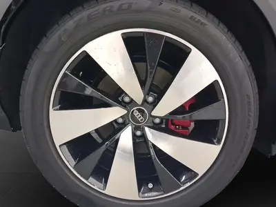 Audi Q6 e-tron – Foto 7