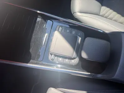 Mercedes-Benz EQB – Foto 11