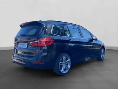 BMW 218d – Foto 3