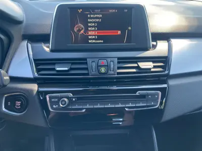 BMW 218d – Foto 12