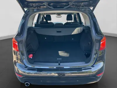 BMW 218d – Foto 17