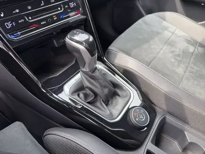 Volkswagen T-Roc – Foto 11