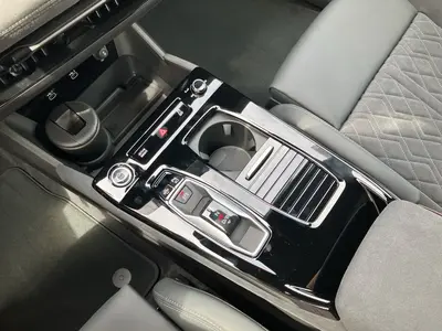 Audi Q6 e-tron – Foto 11