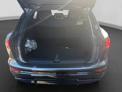Audi Q6 e-tron – Foto 17