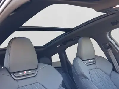 Audi Q6 e-tron – Foto 18