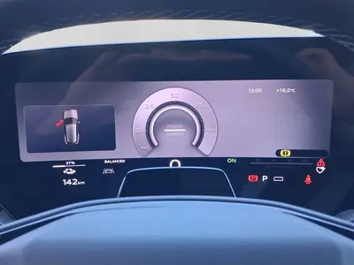 Audi Q6 e-tron – Foto 10
