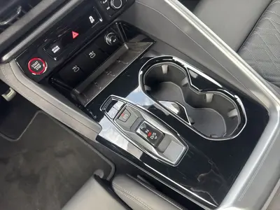 Audi SQ5 – Foto 11