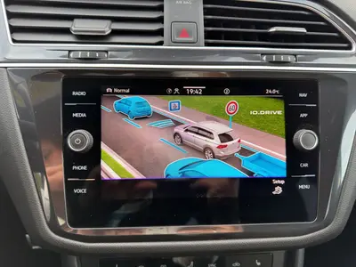 Volkswagen Tiguan Allspace – Foto 14