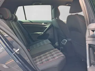 Volkswagen Golf GTI – Foto 6