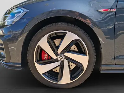 Volkswagen Golf GTI – Foto 7