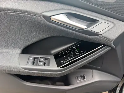 Audi Q6 e-tron – Foto 8