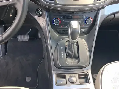 Ford Kuga – Foto 11