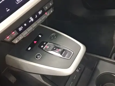 Audi Q4 e-tron – Foto 11