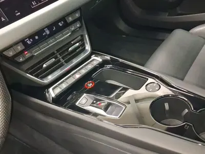 Audi e-tron GT quattro – Foto 11