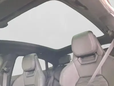 Audi e-tron GT quattro – Foto 18