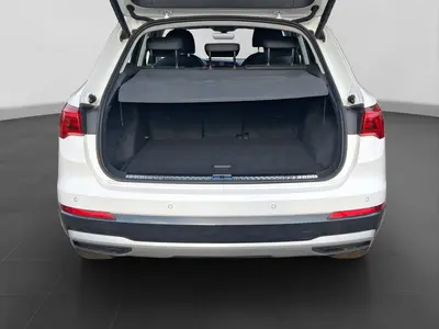 Audi Q3 – Foto 17