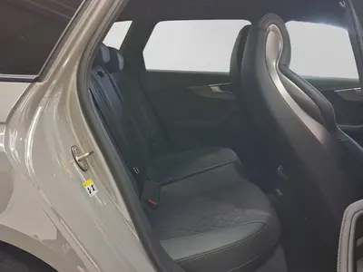 Audi RS 4 – Foto 6