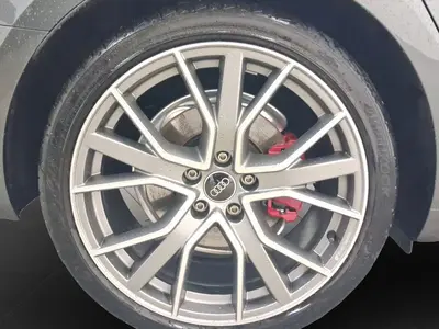 Audi A4 Avant – Foto 7
