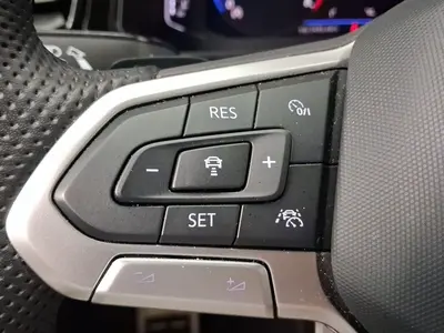 Volkswagen T-Roc – Foto 18