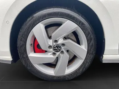 Volkswagen Golf – Foto 7