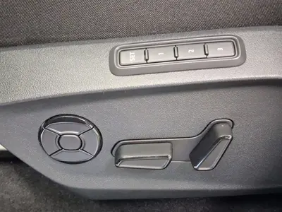 Cupra Raval – Foto 18
