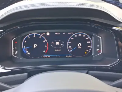 Volkswagen T-Roc – Foto 10