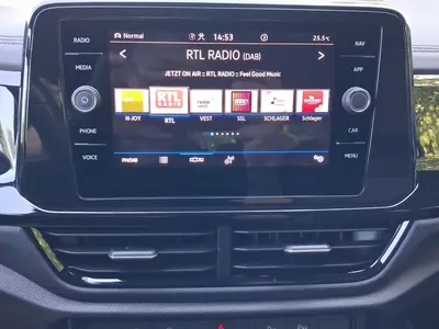 Volkswagen T-Roc – Foto 12