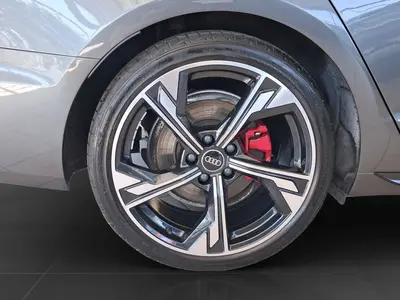 Audi A4 Avant – Foto 7