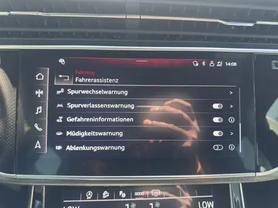 Audi RS Q8 – Foto 15