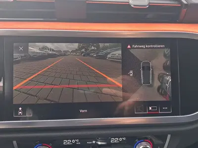 Audi Q3 – Foto 12