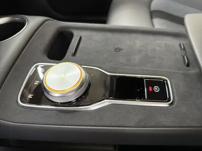 MG S5 EV – Foto 11