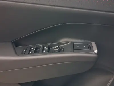 Volkswagen T-Roc – Foto 8
