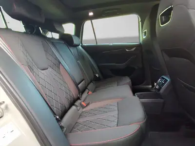 Skoda Octavia – Foto 6