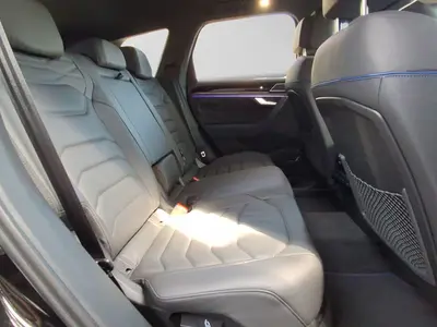 Volkswagen Touareg – Foto 6
