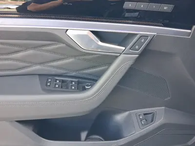 Volkswagen Touareg – Foto 8