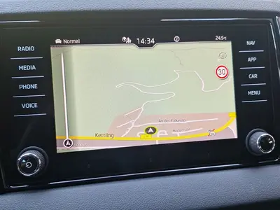 Skoda Karoq – Foto 12
