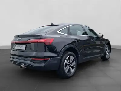Audi Q8 Sportback e-tron – Foto 3