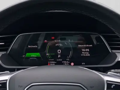 Audi Q8 Sportback e-tron – Foto 10