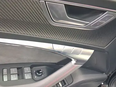 Audi S6 Avant – Foto 8